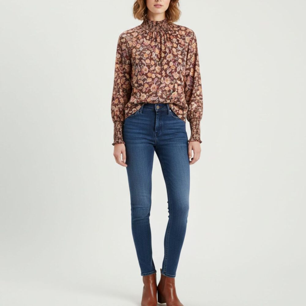 BB Dakota by Steve Madden Brown Floral Paisley Tie Front Smocked LS Blouse  NWT